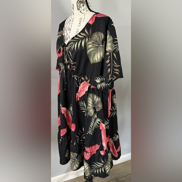 Black Ruched Ruffled Midi Sundress 🩷 - Picture 3 of 12